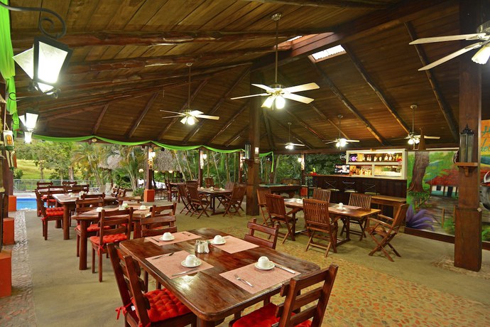 Imagen del bar/restaurante del Hotel Hacienda Mar. Foto 3
