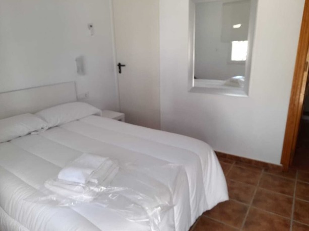 Imagen de la habitación del Hotel Hacienda Marcharavi. Foto 19