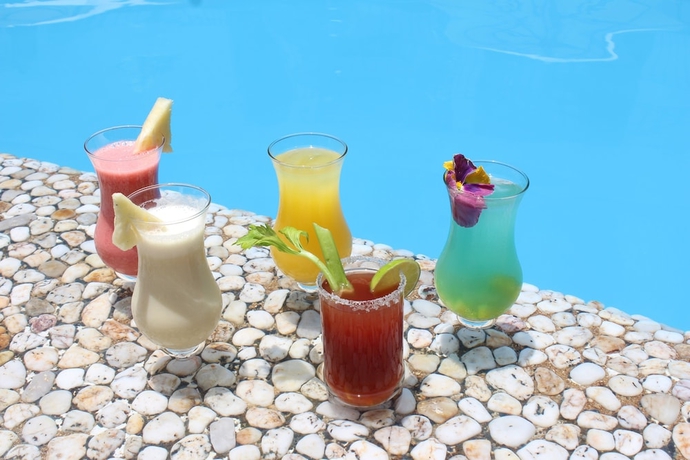 Imagen de la piscina del Hotel Hacienda Maria Eugenia. Foto 19