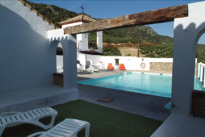 Imagen de la piscina del Hotel Hacienda Minerva. Foto 18