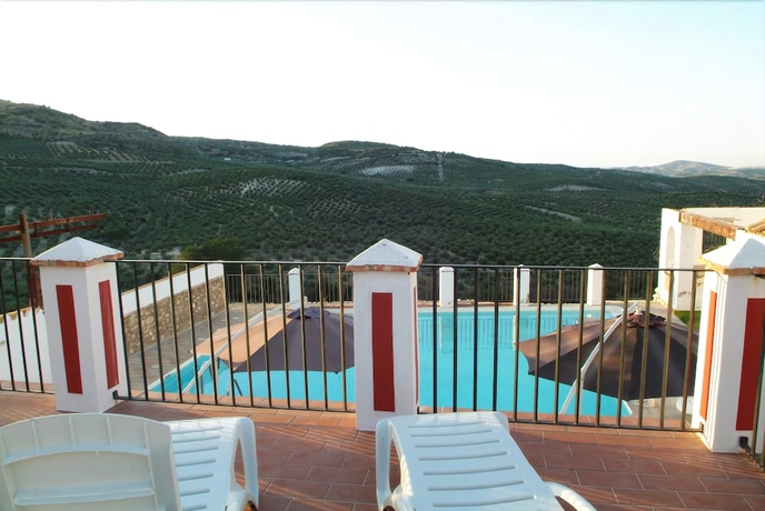 Imagen de la piscina del Hotel Hacienda Minerva. Foto 19