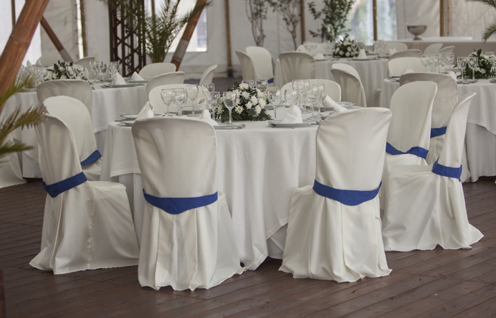 Imagen del bar/restaurante del Hotel Hacienda Montenmedio. Foto 10