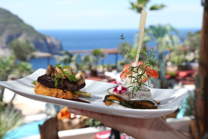 Imagen general del Hotel Hacienda Na Xamena. Foto 4