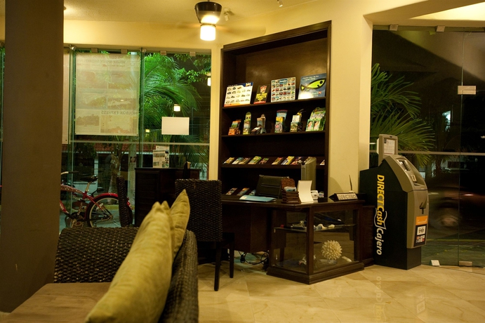 Imagen de los interiores del Hotel Hacienda Paradise Hotel by BFH. Foto 12