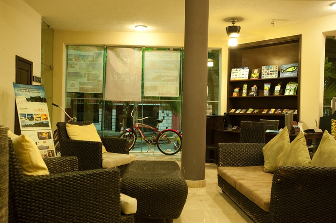 Imagen de los interiores del Hotel Hacienda Paradise Hotel by BFH. Foto 16