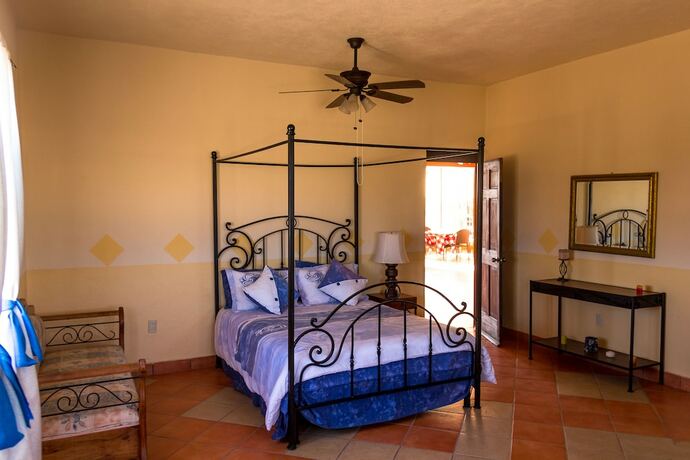 Imagen de la habitación del Hotel Hacienda Pozo Cota. Foto 20