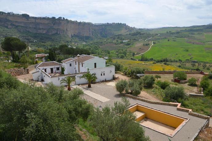 Imagen de los exteriores del Hotel Hacienda Puerto De Las Muelas. Foto 5