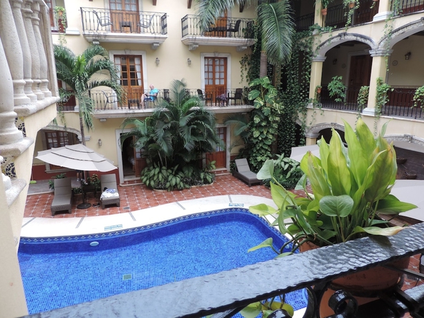 Imagen de la piscina del Hotel Hacienda Real Del Caribe. Foto 19