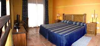 Imagen de la habitación del Hotel Hacienda Real Los Olivos. Foto 4