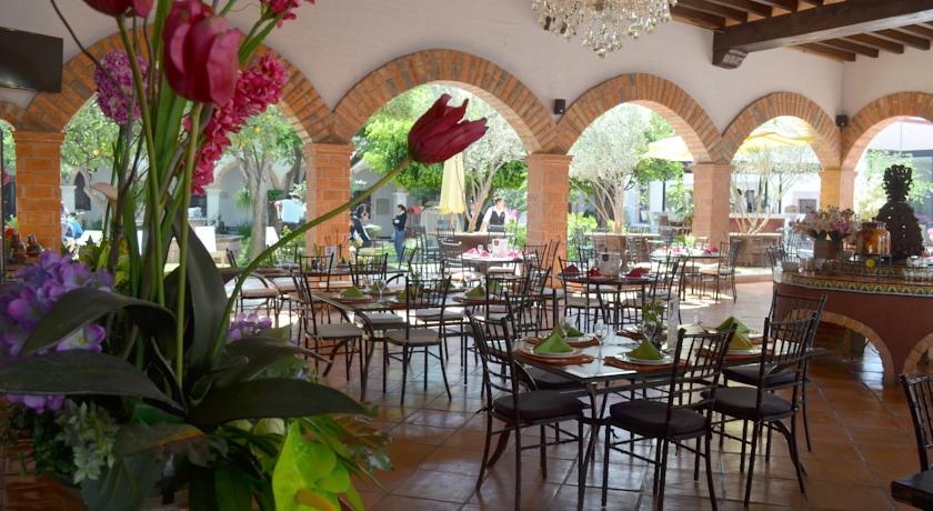 Imagen del bar/restaurante del Hotel Hacienda San Cristobal. Foto 2