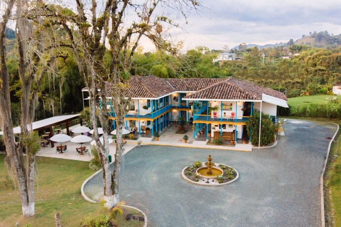 Imagen de los exteriores del Hotel Hacienda Santa Clara, Santa Rosa de Cabal. Foto 22