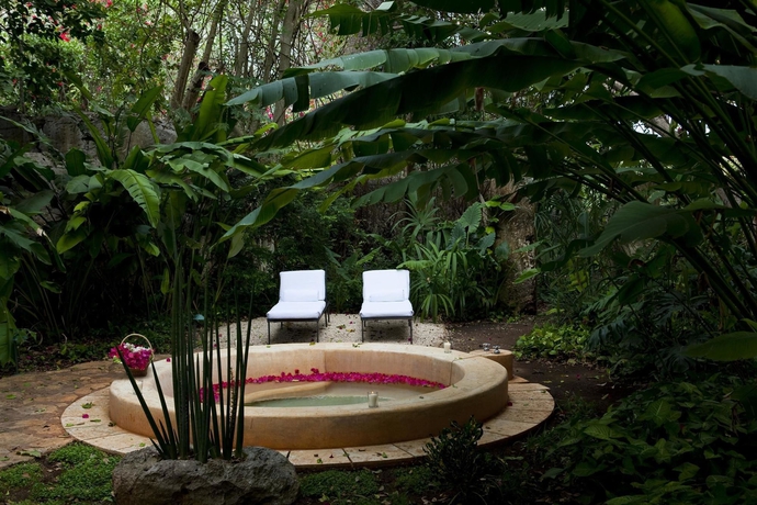 Imagen de los exteriores del Hotel Hacienda Santa Rosa. Foto 9