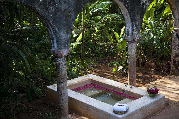 Imagen de los exteriores del Hotel Hacienda Santa Rosa. Foto 10