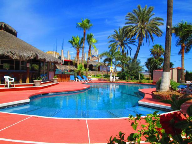 Imagen de la piscina del Hotel Hacienda Tetakawi. Foto 6