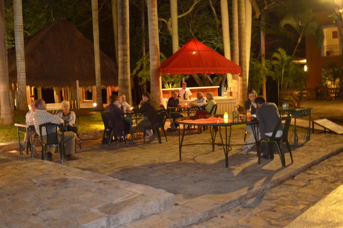 Imagen de los exteriores del Hotel Hacienda Uxmal Plantation and Museum. Foto 12