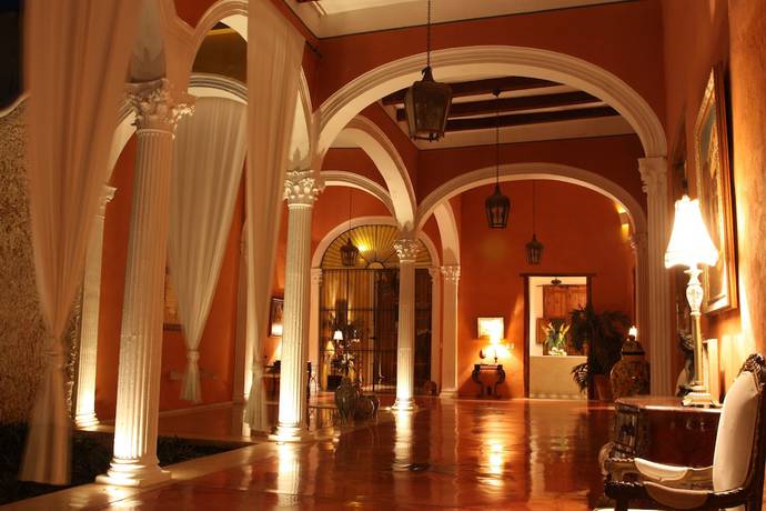 Imagen de los interiores del Hotel Hacienda VIP. Foto 9