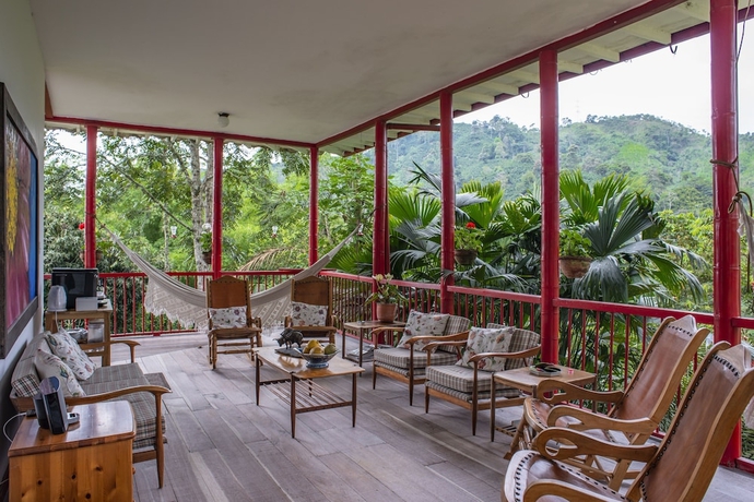 Imagen de los exteriores del Hotel Hacienda Venecia Main House and Coffee Lodge. Foto 16