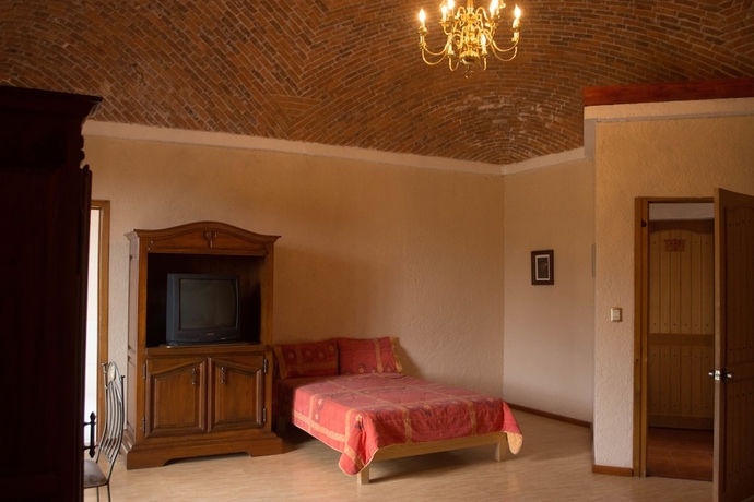Imagen de la habitación del Hotel Hacienda Yemila. Foto 18