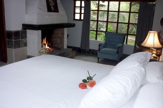 Imagen de la habitación del Hotel Hacienda la Carriona. Foto 16