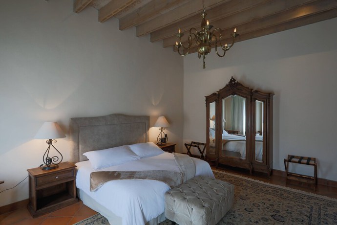 Imagen de la habitación del Hotel Hacienda los Arcangeles. Foto 9