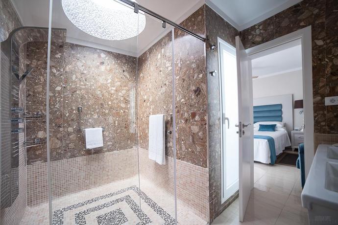 Imagen de la habitación del Hotel Haciendas Village Tenerife. Foto 10