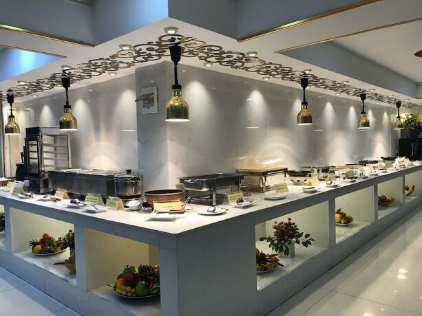 Imagen del bar/restaurante del Hotel Hacinco. Foto 15