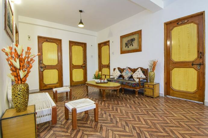 Imagen general del Hotel Hadimba Manali By Ybs. Foto 3