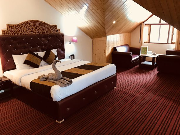Imagen de la habitación del Hotel Hadimba Palace Manali. Foto 4