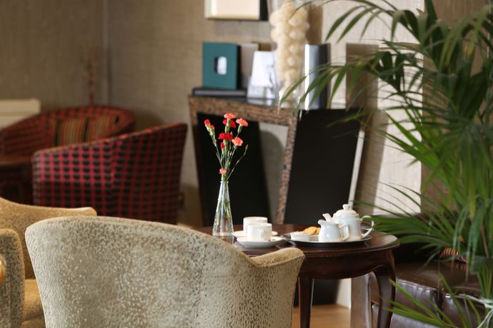 Imagen de los exteriores del Hotel Hadlow Manor. Foto 10