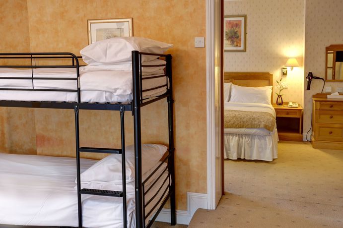 Imagen de los exteriores del Hotel Hadlow Manor. Foto 11