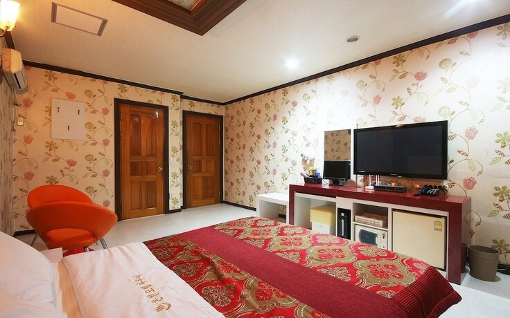 Imagen general del Hotel Hadong Hot Spring Sauna. Foto 9