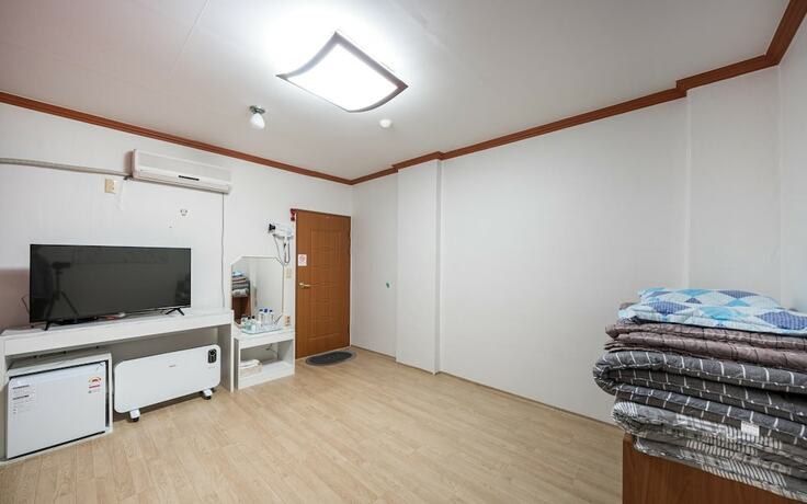 Imagen de la habitación del Hotel Hadong Namdo. Foto 20