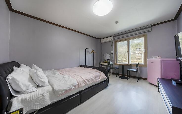 Imagen de la habitación del Hotel Hadong Yeongbingak. Foto 15