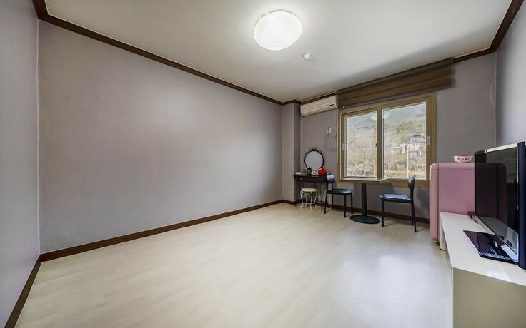 Imagen general del Hotel Hadong Yeongbingak. Foto 3