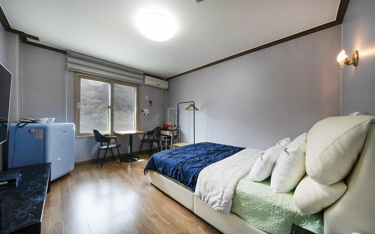 Imagen de la habitación del Hotel Hadong Yeongbingak. Foto 18