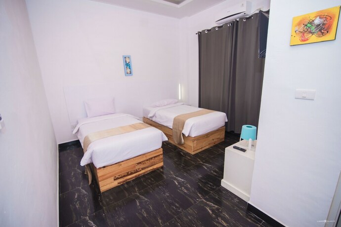 Imagen de la habitación del Hotel Hadrah. Foto 25