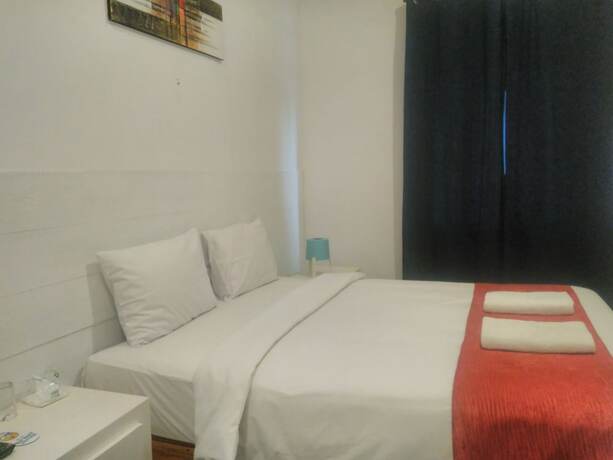 Imagen de la habitación del Hotel Hadrah. Foto 28