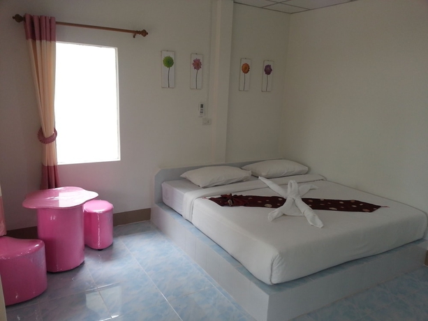 Imagen de la habitación del Hotel Hadsaisuay Resort. Foto 8