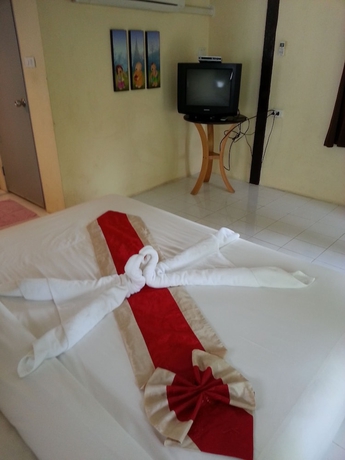 Imagen de la habitación del Hotel Hadsaisuay Resort. Foto 14