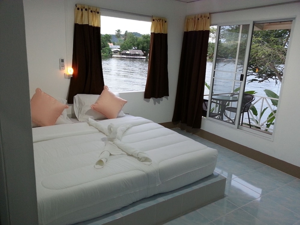 Imagen de la habitación del Hotel Hadsaisuay Resort. Foto 15