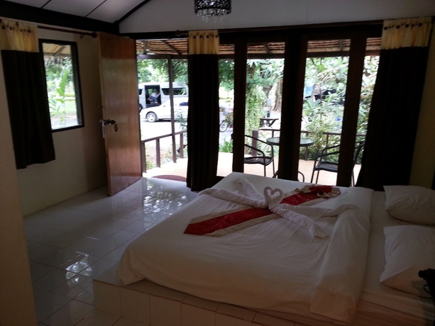 Imagen de la habitación del Hotel Hadsaisuay Resort. Foto 16