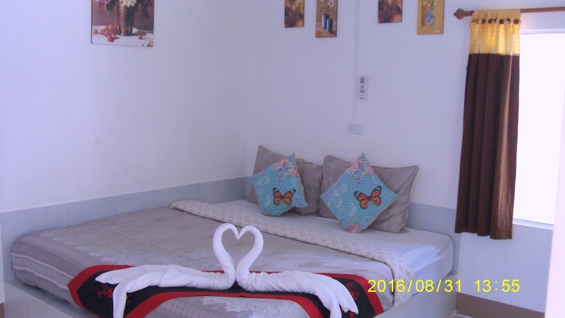 Imagen de la habitación del Hotel Hadsaisuay Resort. Foto 17