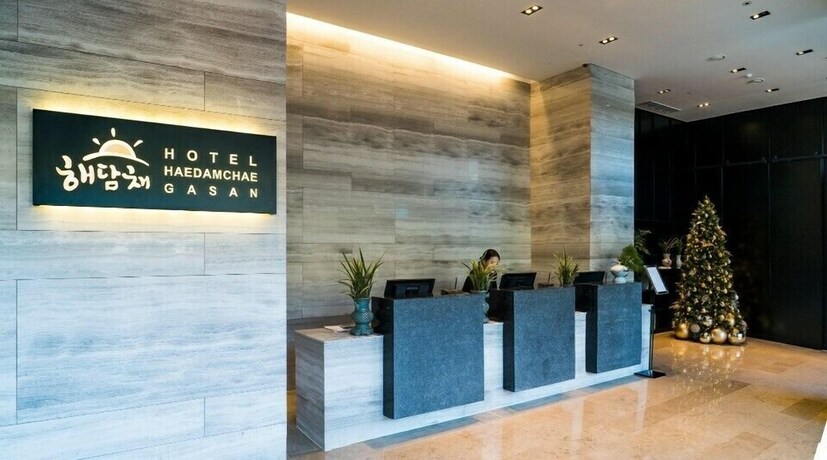 Imagen de los interiores del Hotel Haedamchae. Foto 19