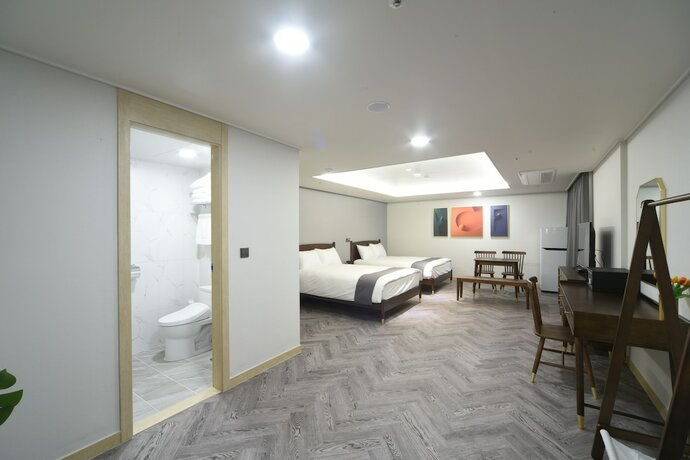 Imagen de la habitación del Hotel Haeundae Central. Foto 15