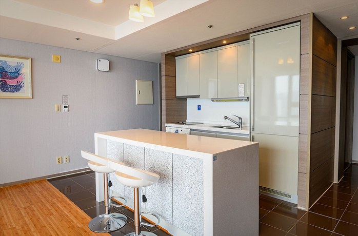 Imagen de la habitación del Hotel Haeundae Seacloud Residence. Foto 14