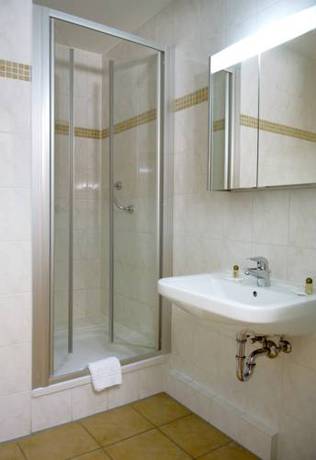 Imagen de la habitación del Hotel Hafen B&uuml;sum. Foto 4