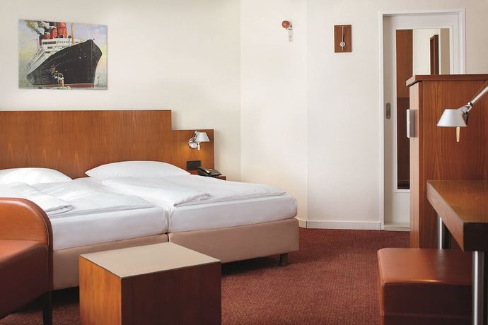 Imagen de la habitación del Hotel Hafen Hamburg. Foto 4