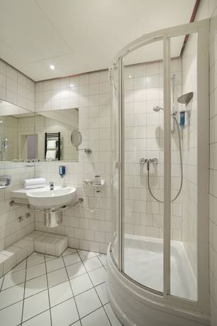 Imagen de la habitación del Hotel Hafen Hamburg. Foto 11