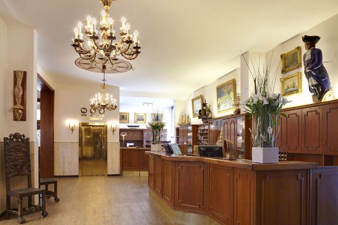 Imagen de los interiores del Hotel Hafen Hamburg. Foto 19