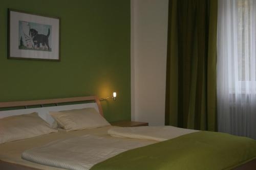Imagen de la habitación del Hotel Hafen Sch&uuml;tzenhof. Foto 9